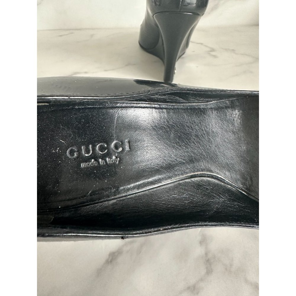 GUCCI Black Patent Leather Peeptoe Wedges Size 37.5/7.5 - Picture 6 of 7